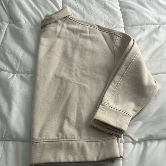 Like new! women’s rarely worn - cream mock new fleece-lined sweater- size large - Picture 4 of 8